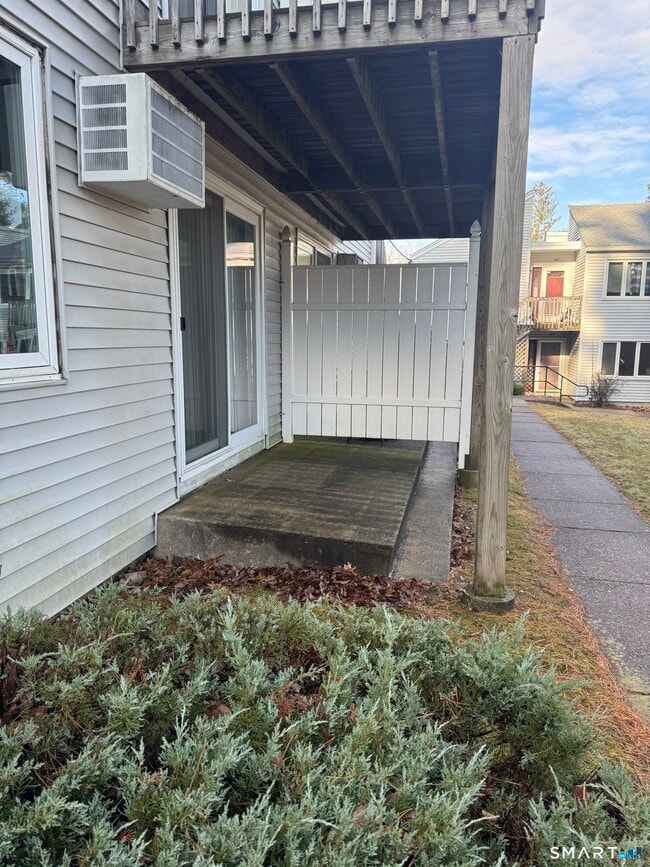 85 Old Town Rd Unit 34