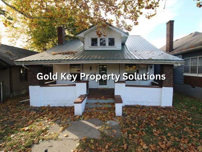 Building Photo - 815 N Elm St Unit 815 N Elm St