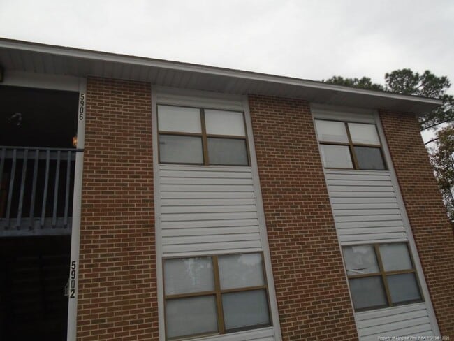 Building Photo - 5906 Notblake Ave