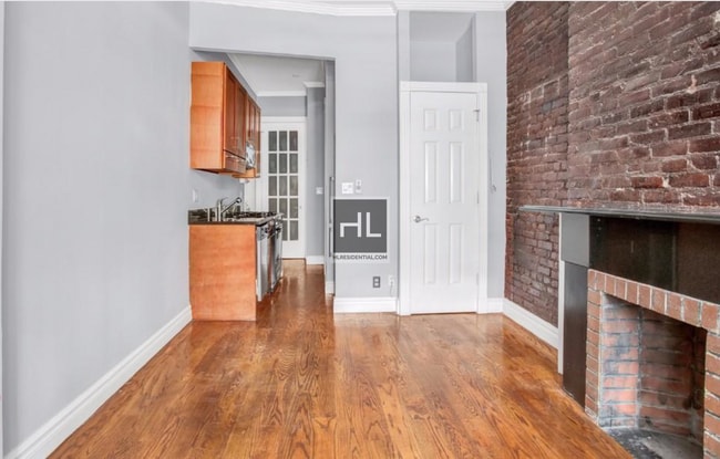 Photo - LEROY ST. Unit 4C