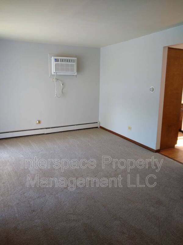 Photo - 7017 99th St