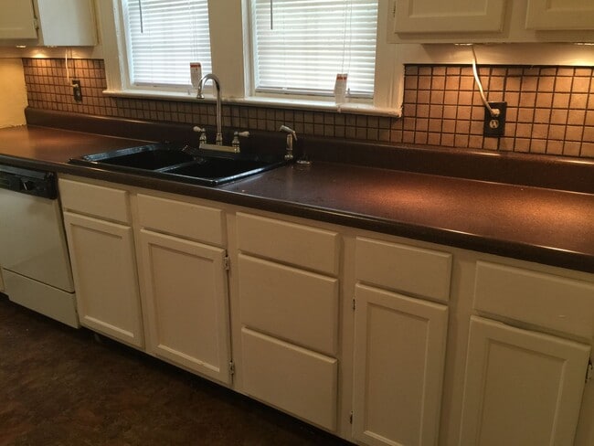 Photo - 3257 Terry Rd