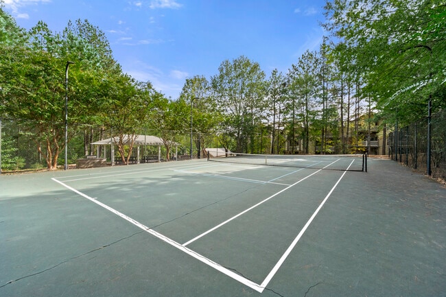 Outdoor Tennis/Pickleball Court - Preston Pointe at Windermere