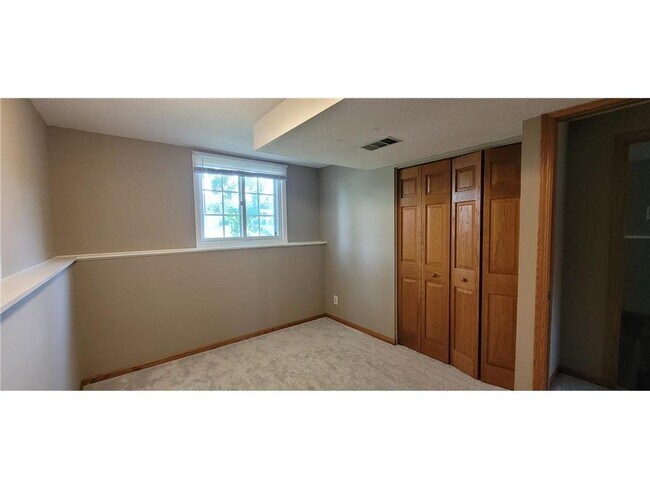 Photo - 8496 Harkness Rd