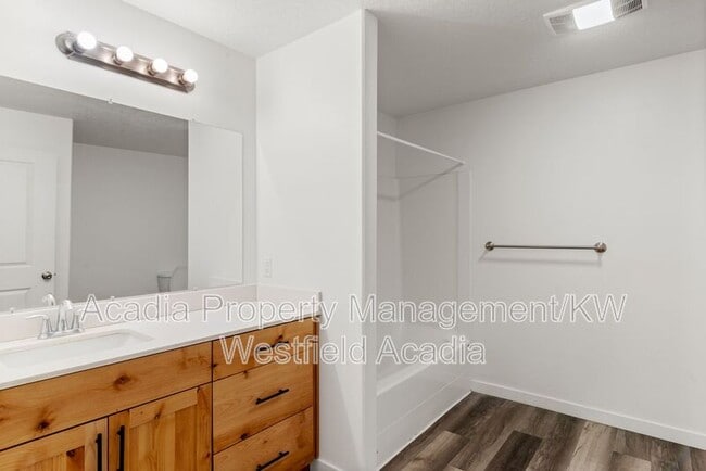 Photo - 5741 S 5th Ave