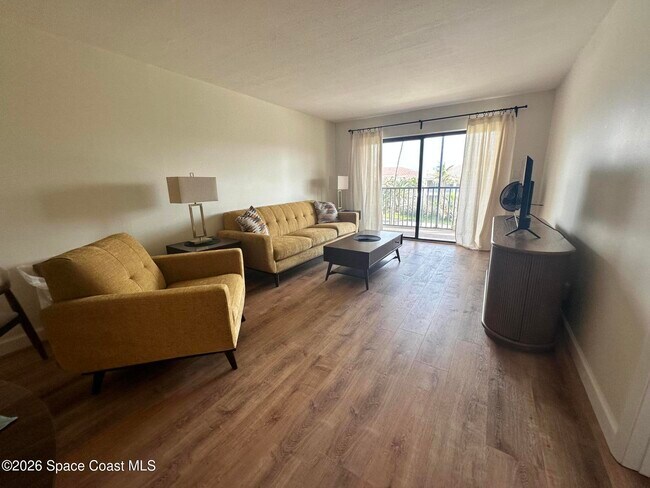 520 Palm Springs Blvd Unit 309