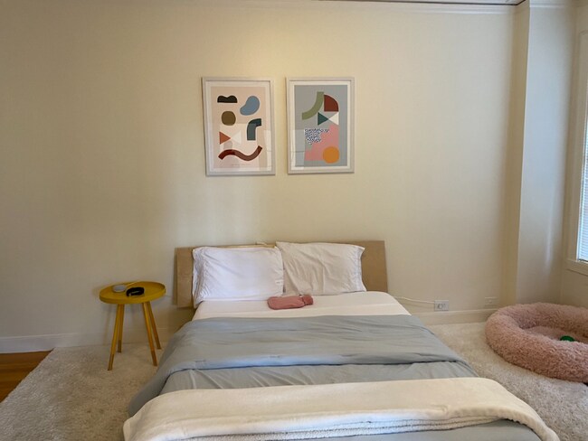 Photo - 1855 Washington St