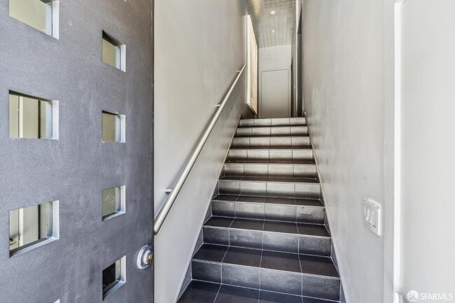 Photo - 5 Montague Pl