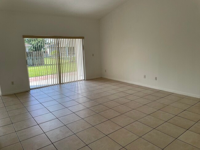 Photo - 4448 NW Bighorn Ave