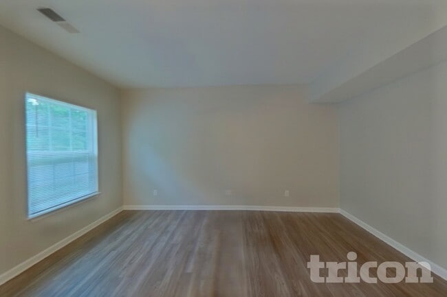 Photo - 246 Bridgeport Rd