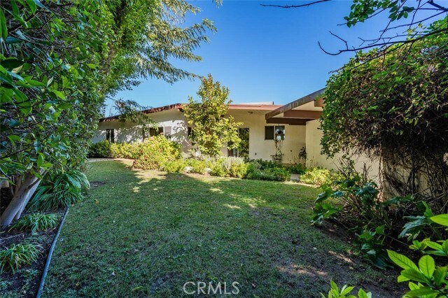 3844 Bobstone Dr