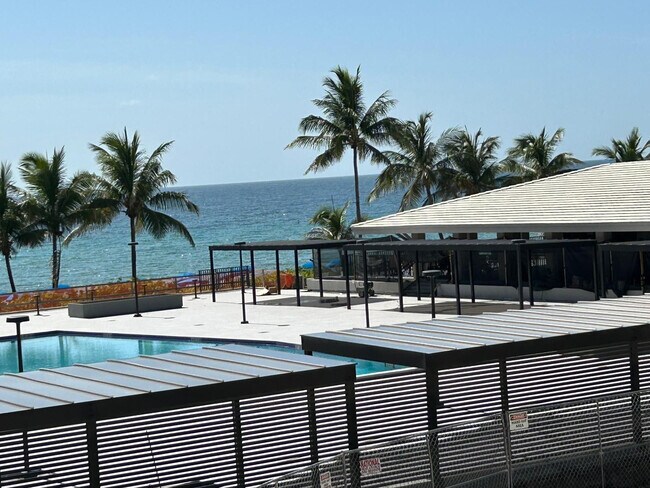 Photo - 1950 S Ocean Dr Unidad 2A