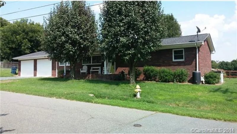 Photo - 1325 S College