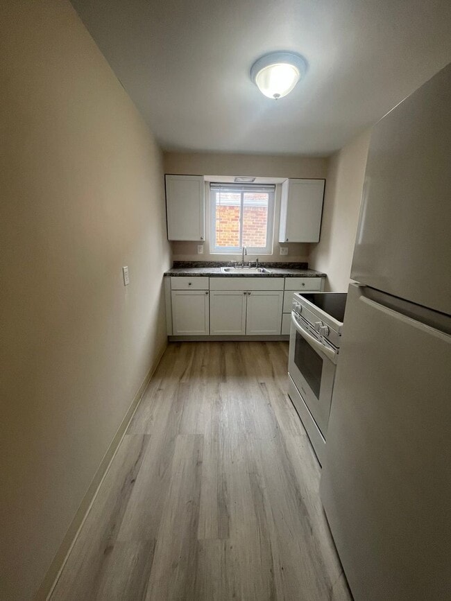 Photo - 144-146 Frederick Unit 144 Frederick Street