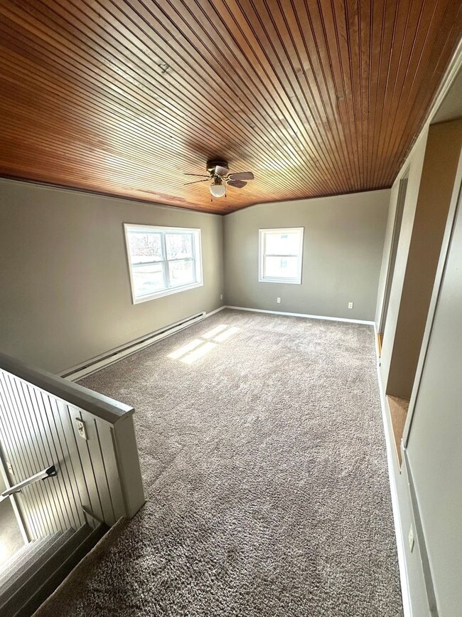 Photo - 1128-1130 State St. Unidad 1128 1/2 State St.