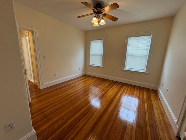 Photo - 163 Belmont St Unit Room