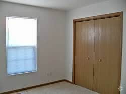 Building Photo - 5606 E Valley View Dr Unit A Rental