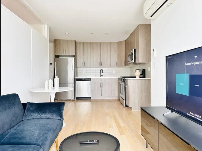 Photo - Furnished room/NOT APARTMENT Unit 7D