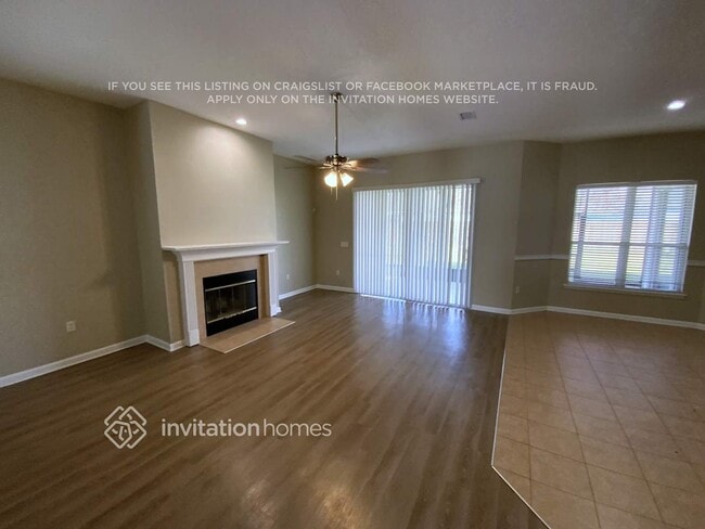 Photo - 833 Lord Nelson Blvd