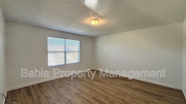 Photo - 912 Grandin St