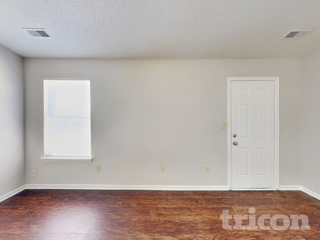 Photo - 4211 Dunedin Ct