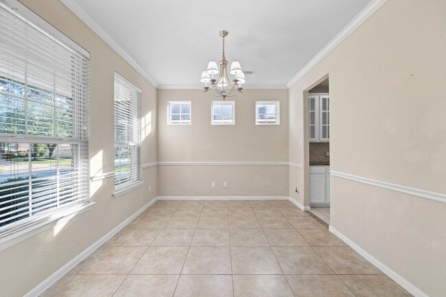 Building Photo - 9431 Thurber Ridge Dr