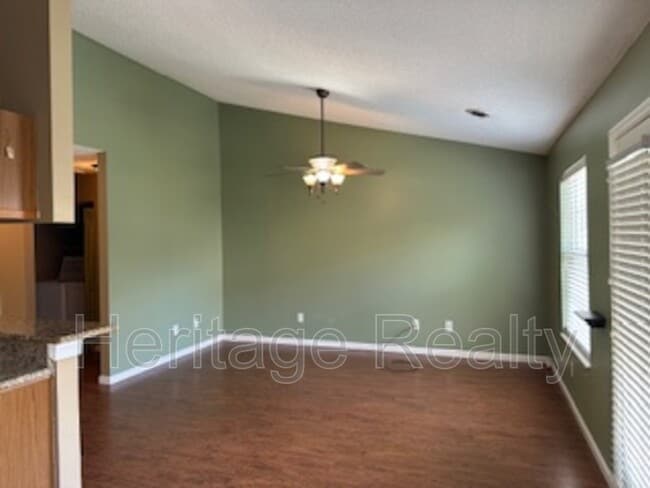 Photo - 8617 Little Field Way