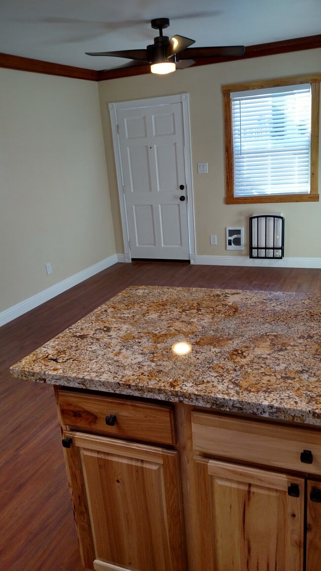 Photo - 225 Southlook Ave