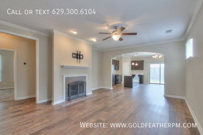 Photo - 126 Trenton Ln