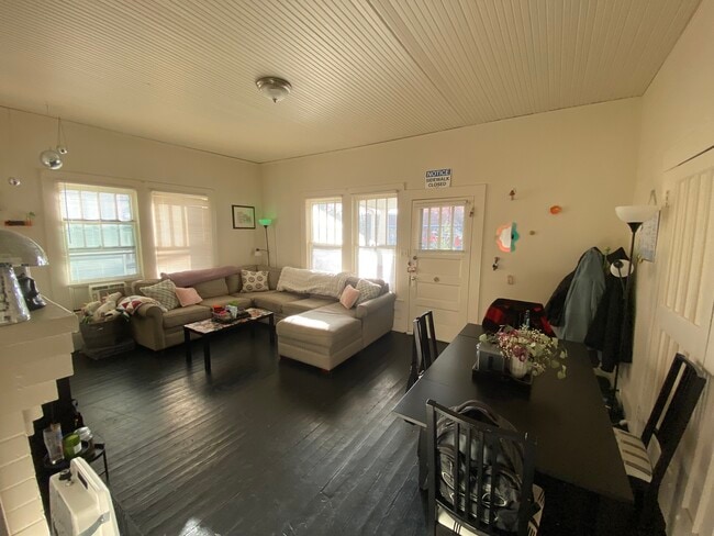 Photo - 920 W Morgan St Unit B