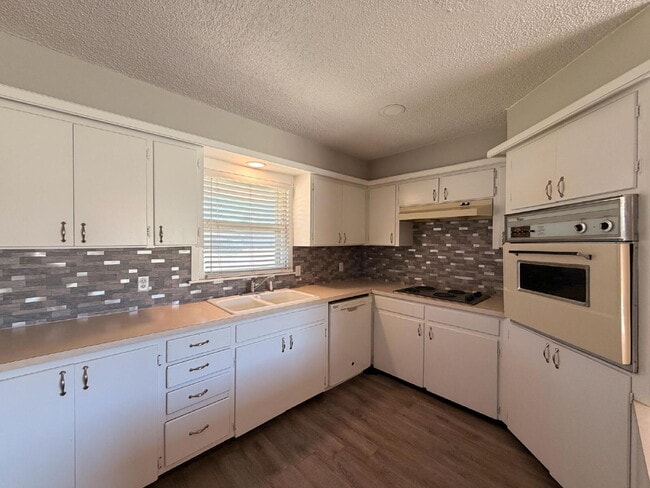 Photo - "Charming 3-Bedroom Home with 2 Full Baths in Lubbock – Your Perfect 1,380 Sq. Ft. Retreat!"