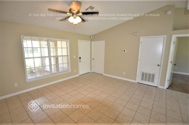 Photo - 12122 Meadow Ln