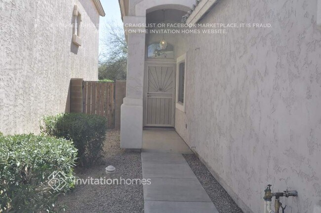 Photo - 10541 W Almeria Rd