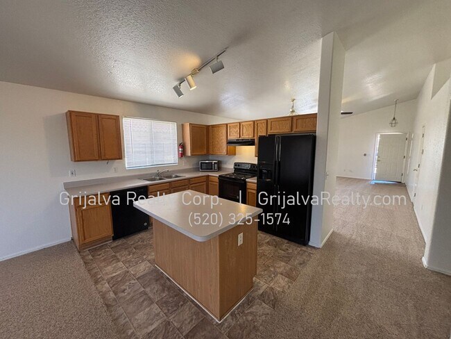 Photo - Beautiful 3-Bedroom House for Rent in NW Tucson  (Magee/Cmo. de la Oeste)