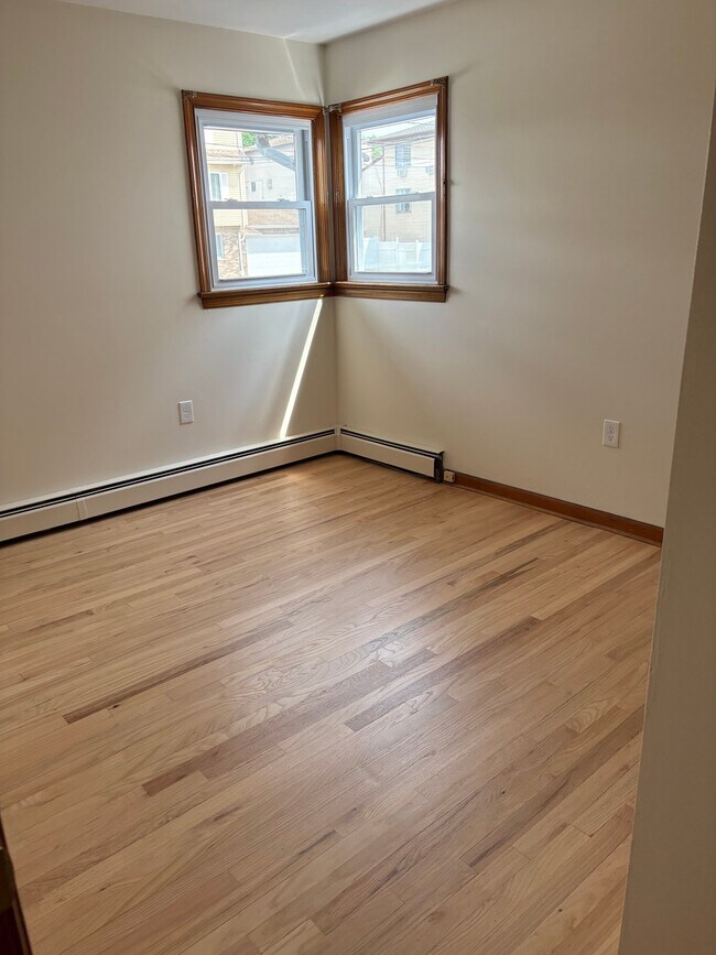Photo - 68 Maple Ave Unit First floor