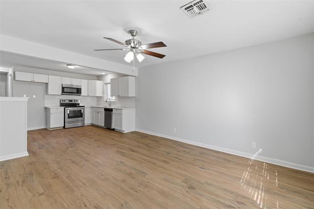 Photo - 215 N Morrow St