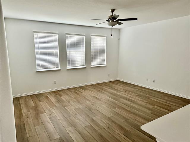 Photo - 5905 Rostherne Dr