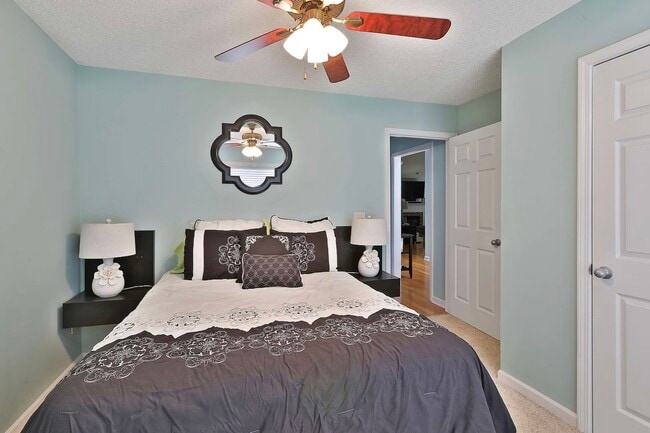 Photo - 195 Hunterian Pl