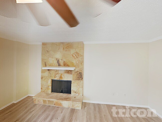 Photo - 1739 Napa Valley Ct SE