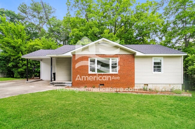 Building Photo - 1061 55th St