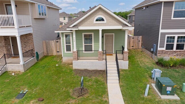 Photo - 352 Witchhazel Way House