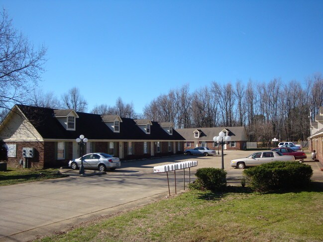 Photo - 1311 N Church St Apartments Unit E