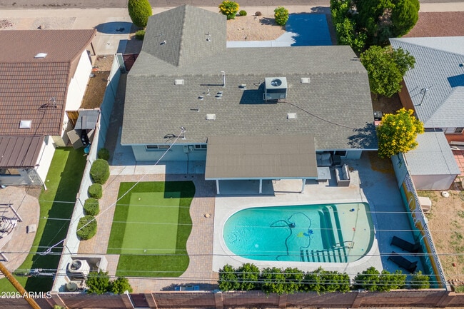 Photo - 4014 N 81st St