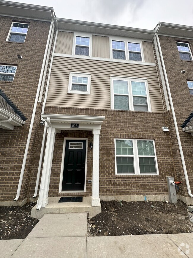 Building Photo - 907 Jenkins Ct Rental