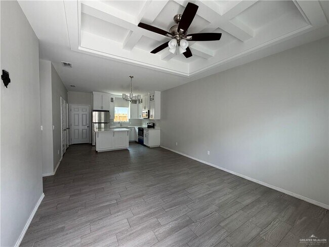 Photo - 12 Deluxe St Unit 4