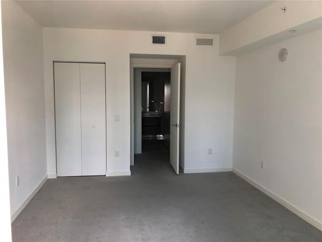 Photo - 1100 S Miami Ave Unidad 2208