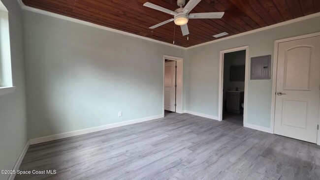 Photo - 6409 Ridgewood Ave