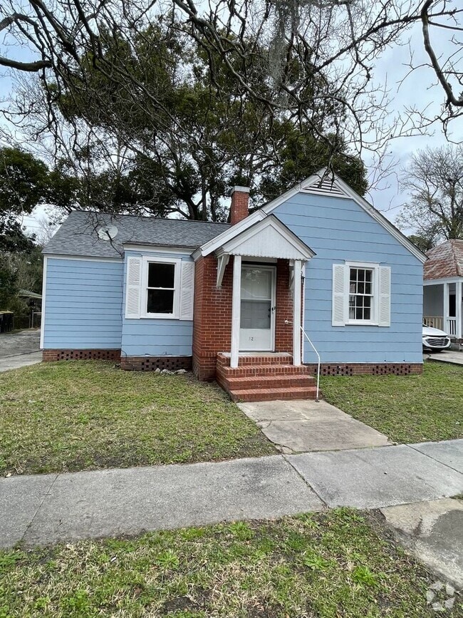 Building Photo - MIDTOWN BUNGALOW Rental