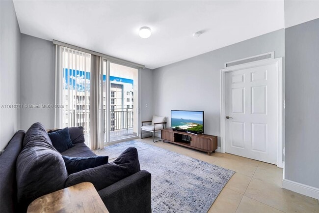 Photo - 2425 SW 27th Ave Condo Unit 905
