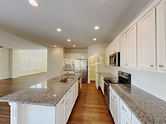 Photo - 12819 Ventana St